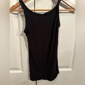 Solid black tank